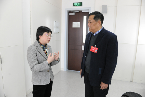 高小玫委员与吴家平委员