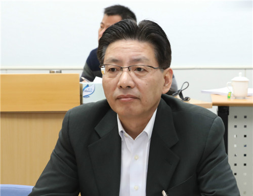 赵国靖委员在分组讨论会场