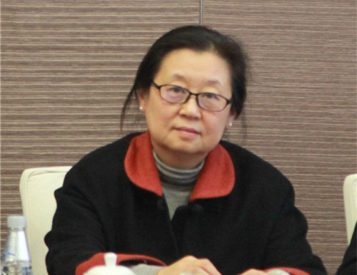 韩娜代表在分组讨论会场