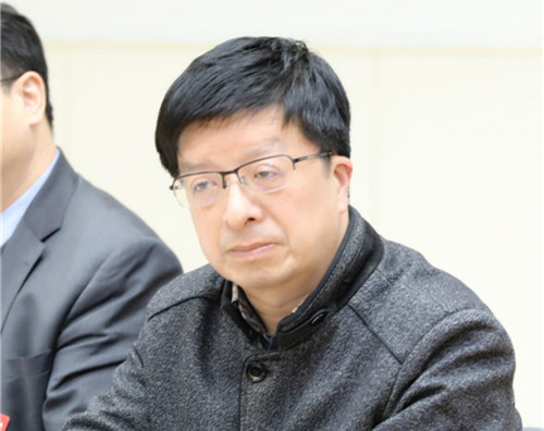 韩曙委员在分组讨论会场