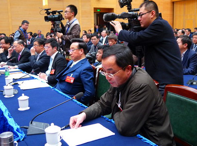 专题会议朱建国抢了个头炮